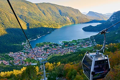 Danny Iacob/Shutterstock : A cable car at Lake Molveno