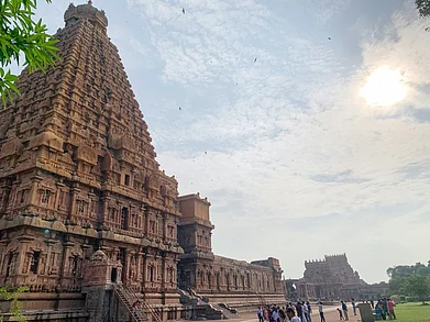 Photo by Shanthilal S on Unsplash : Brihadeeswarar Temple, Thanjavur