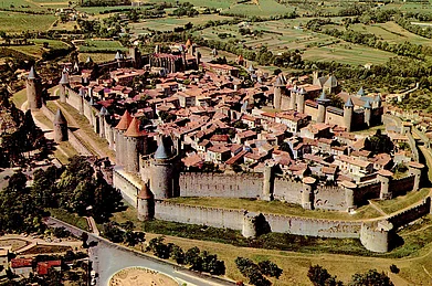 Roger W/Flickr Commons : Carcassonne is one of the best-preserved walled cities in Europe