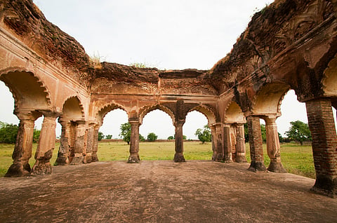 Inside the Aahukhana 