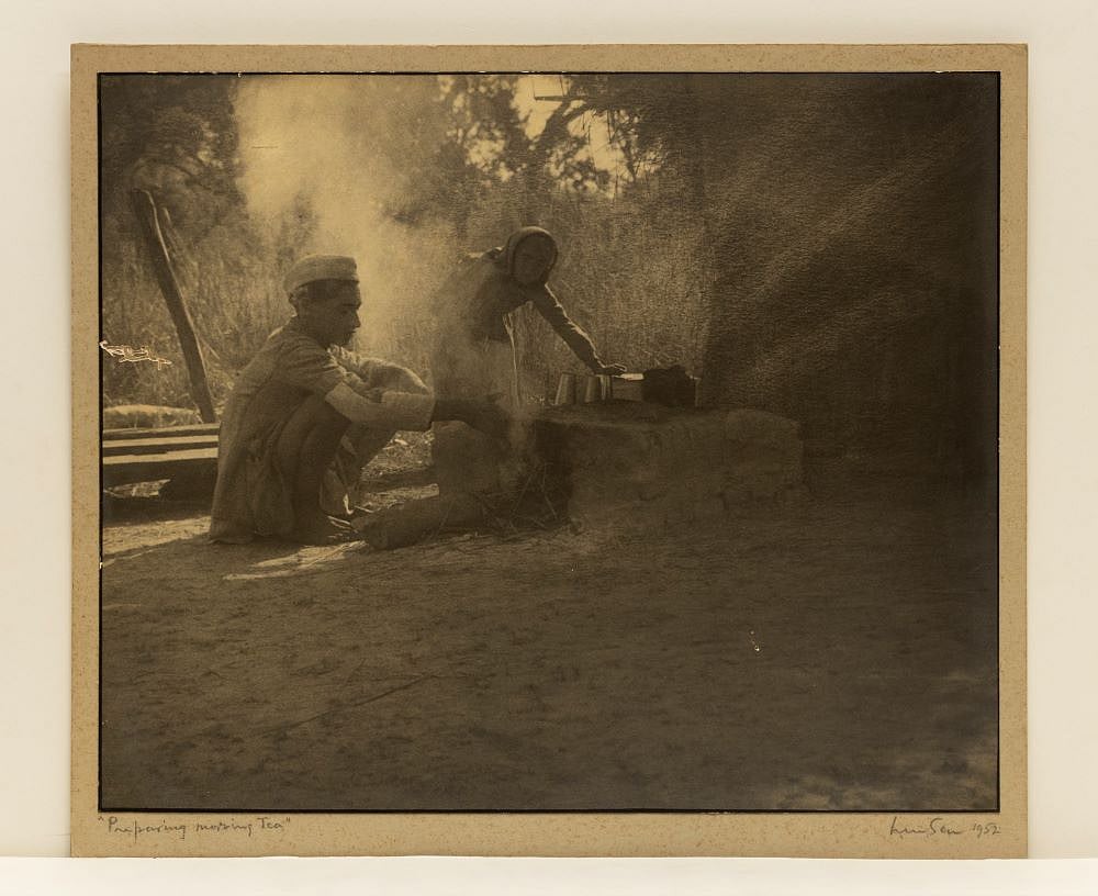 A photo from the LM Sen archives