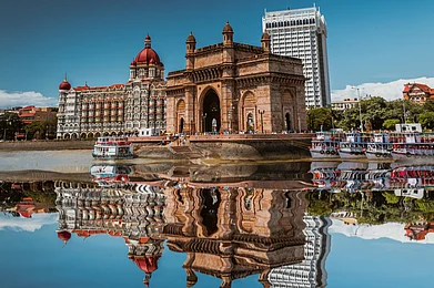 Shutterstock : Iconic Gateway of India in Mumbai