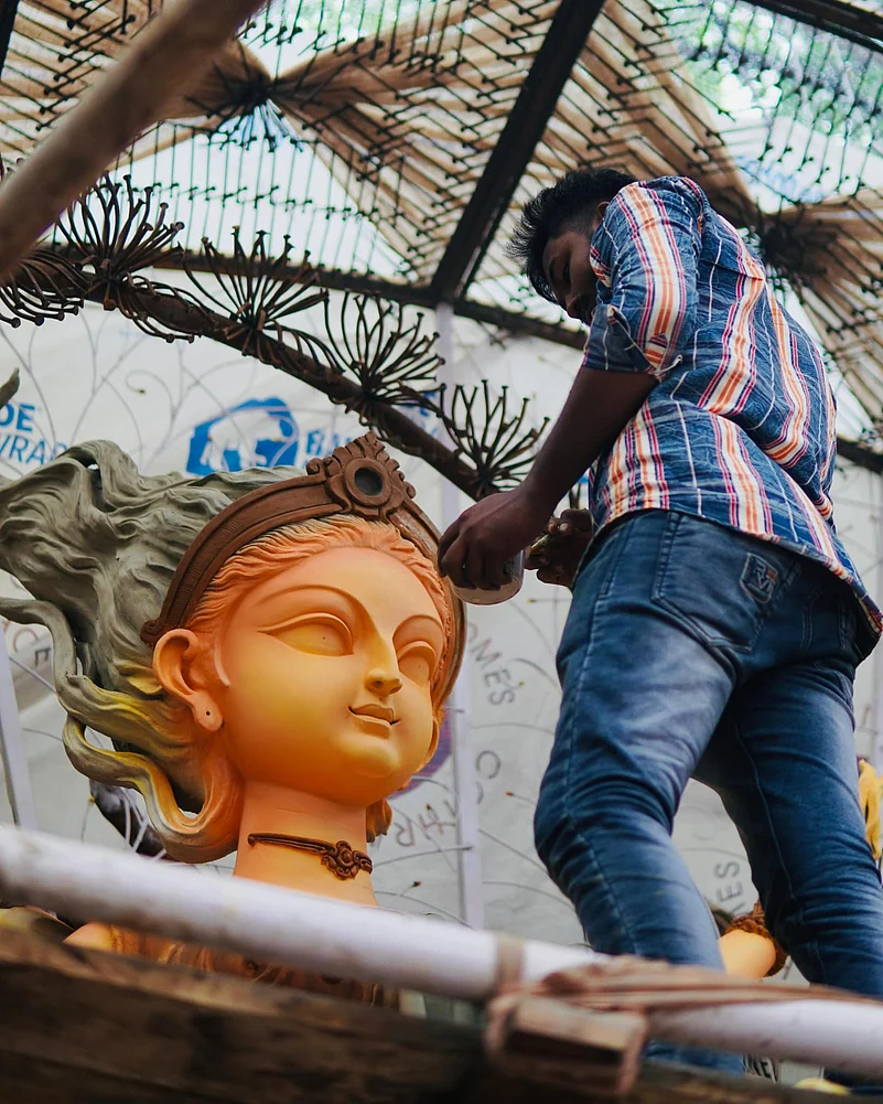 Ongoing work at the Behala Nutan Dal pandal