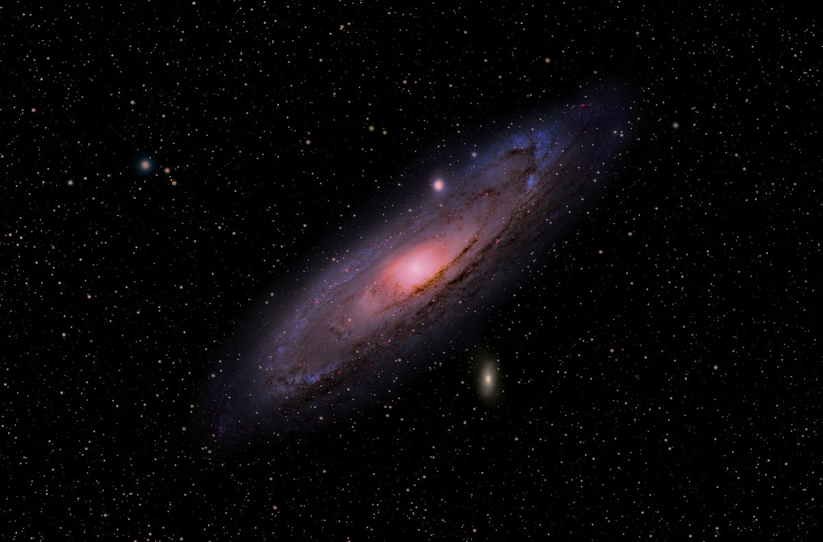 Andromeda Galaxy is the closest galalxy to us