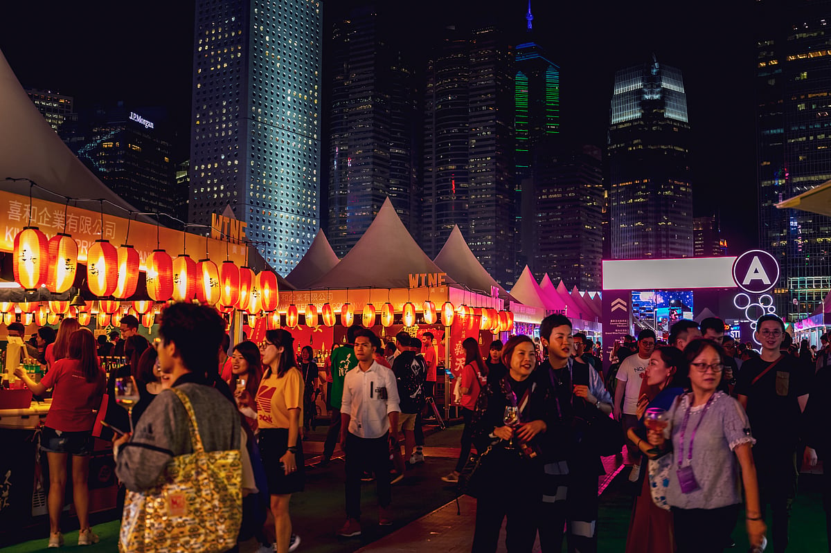 Visitors at the 2018 Hong Kong Wine and Dine Festival