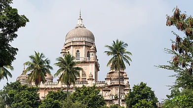 viky_abazz/Shutterstock : Osmania General Hospital in Hyderabad