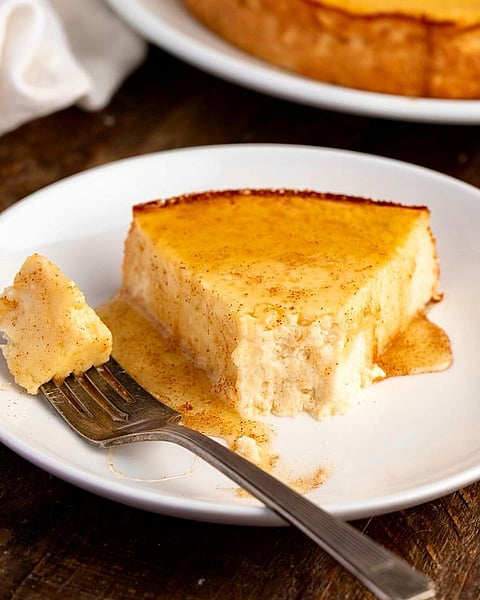 Also known as Greek honey cake (and sometimes Greek honey pie), melopita is a Sifnian dessert that exemplifies the island’s love for simple yet flavourful ingredients