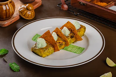 Le Meridien, Delhi : PANCHPHORAN MACCHLI TIKKA