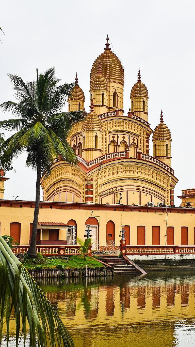 The iconic Navaratna style Dakshineswar Kali Temple of West Bengal - Shutterstock