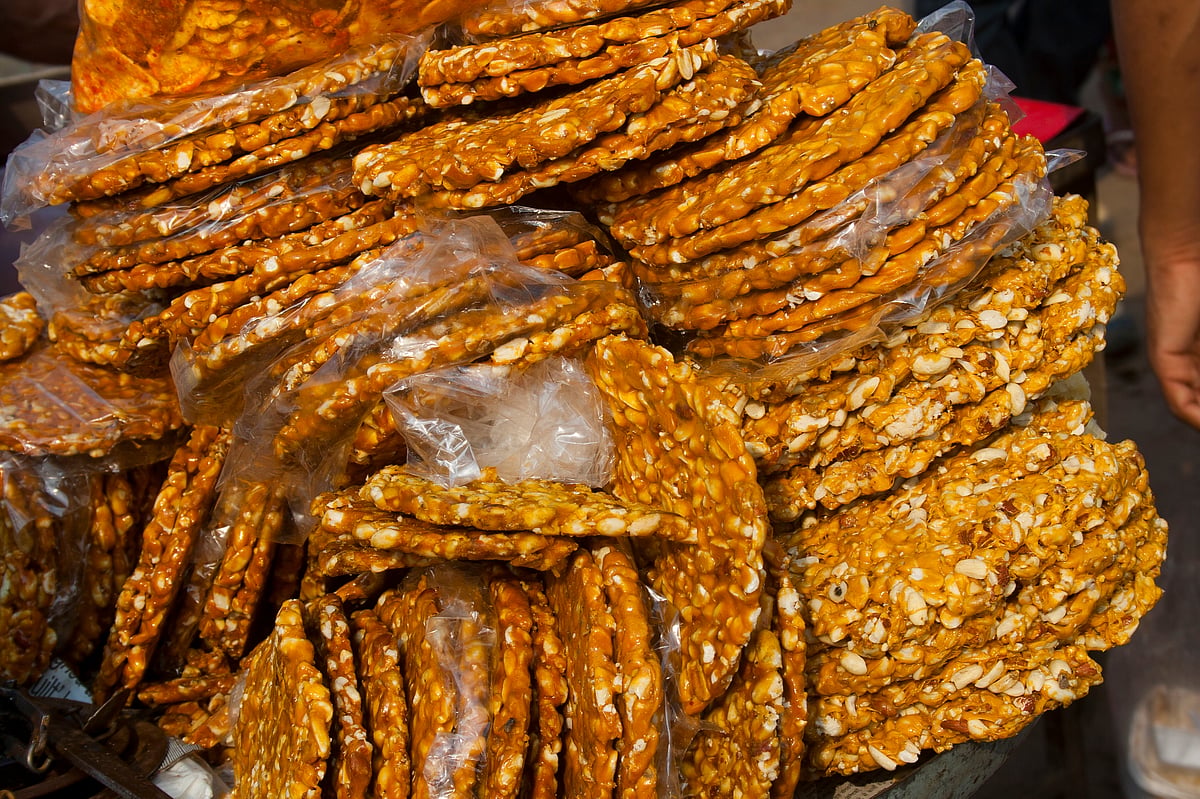 Chikki is one of the most popular and best street foods in Delhi during winters
