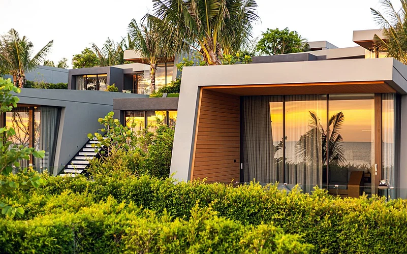The villas of the Mason Pattaya are arranged in a maze-like pattern