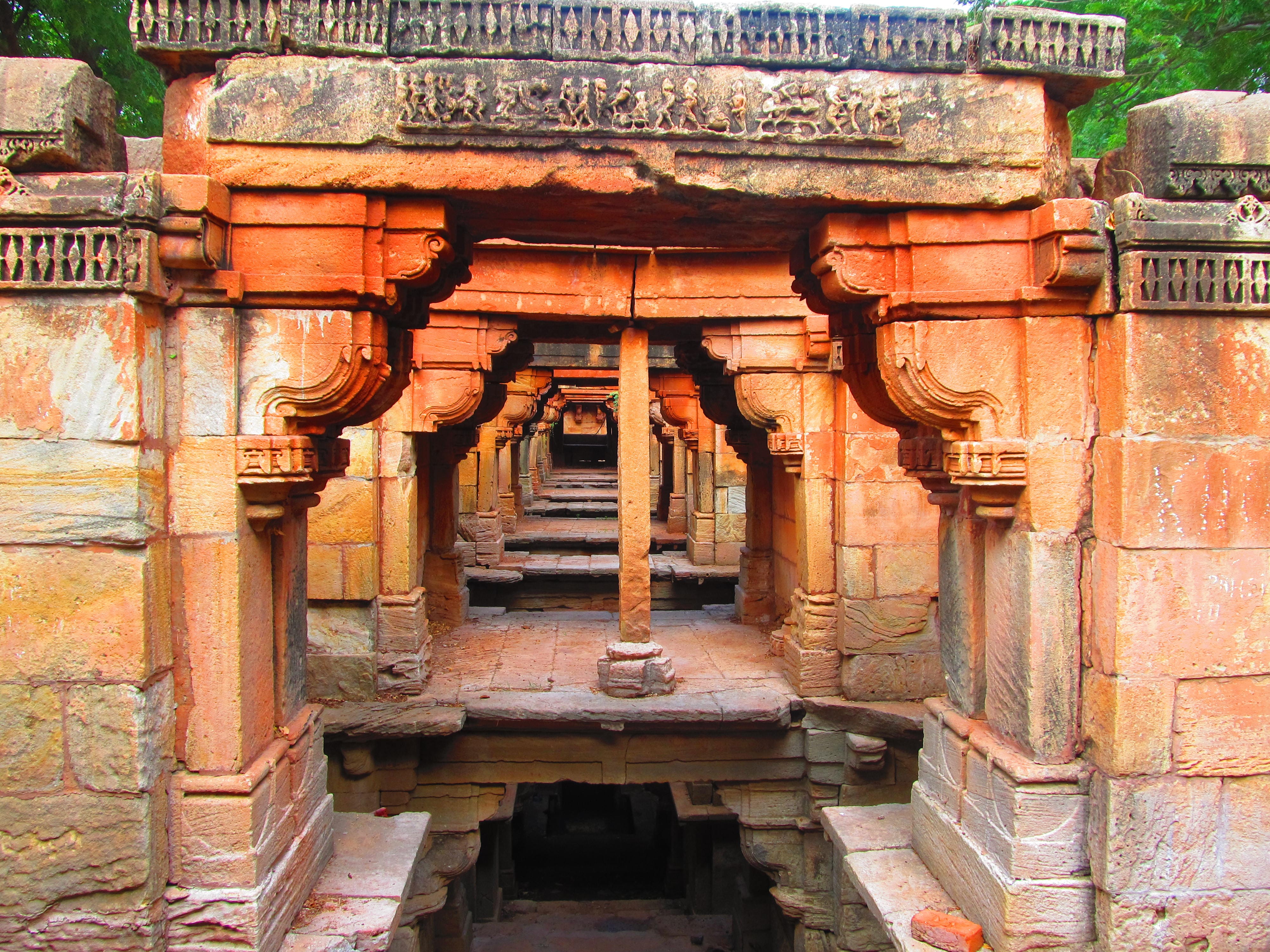 Inside the Ratala vav in Rampura, Surendranagar