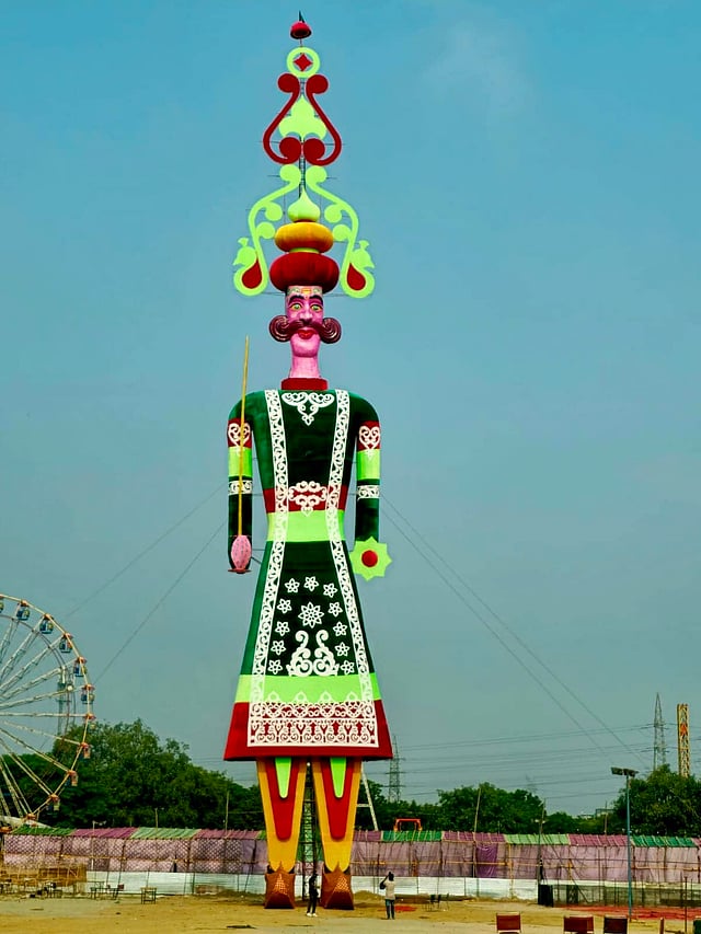 India's Tallest 211-Foot Ravana Effigy Set For Dussehra 2024 ...