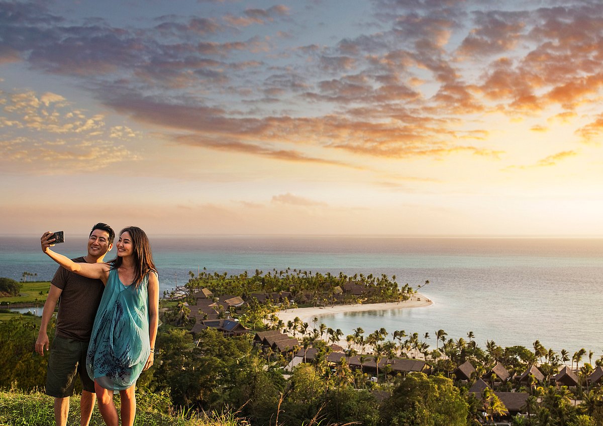 Tourism Fiji : With pristine white beaches and lush rainforests, Fiji is one of the most enchanting and romantic destinations in the world