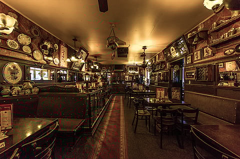 Inside the Dicke Wirtin