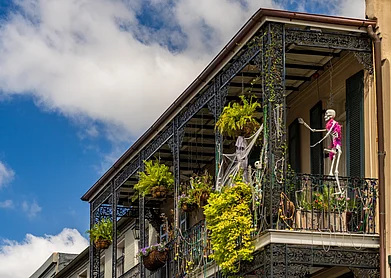 Shutterstock : Halloween decorations at the French Quarter in New Orleans