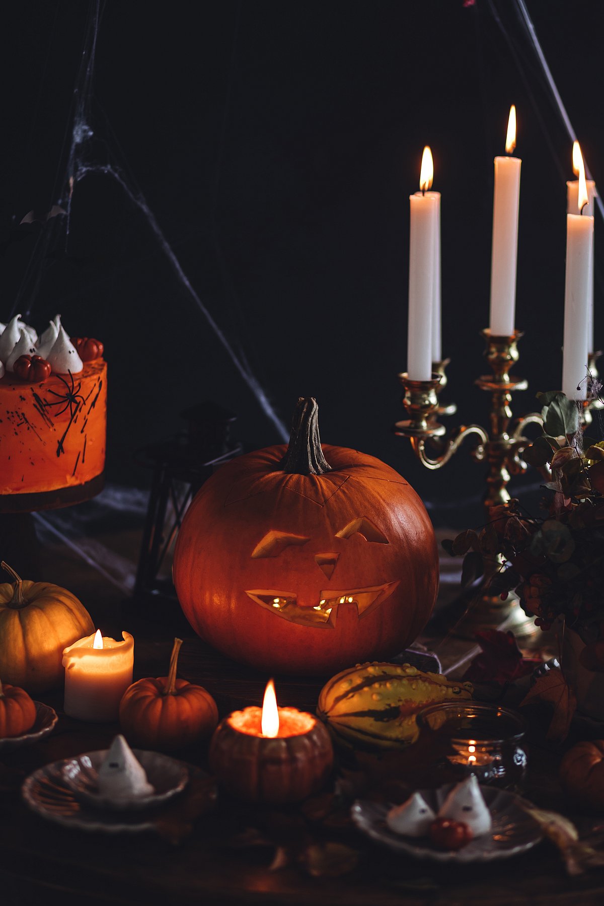 Shutterstock : A table set up for the Halloween celebrations