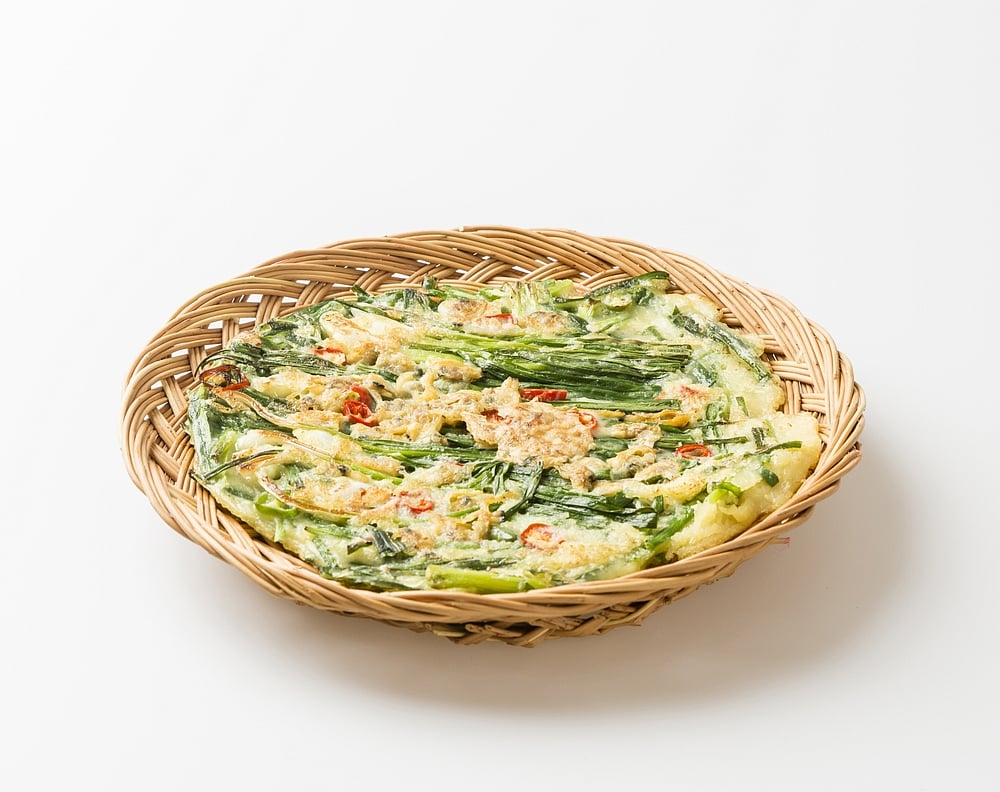 Pajeon (green-onion pancake) made with chives and red pepper