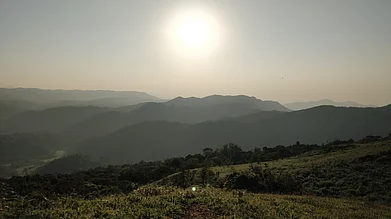 THARAKEVIN/Shutterstock : The view from Mandalpatti