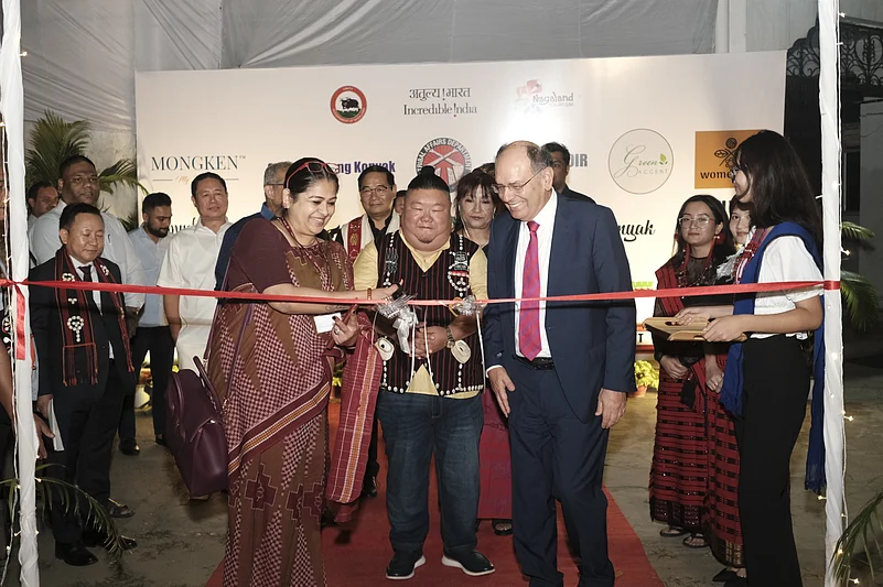 (L-R) Mugdha Sinha, IAS, Director General, Ministry of Tourism, GOI, Temjen Imna Along, Honble Minister of Tourism and Higher Education, GoN Javier Manuel Paulinich Velarde, Ambassador of Peru to India