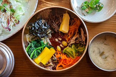 Shutterstock : Jeonju in South Korea is renowned for its version of bibimbap