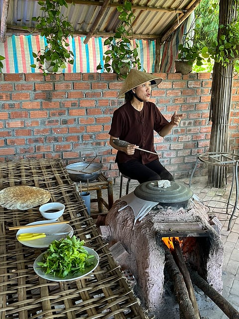 Tra Que Village offers local culinary experiences