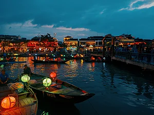 Shutterstock : A night shot of Hoi An, a city on Vietnam’s central coast known for its well-preserved Ancient Town