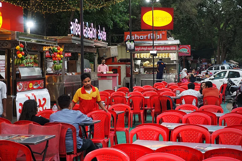 Manek Chowk is one of the few food streets in Ahmedabad that are allowed to stay open beyond midnight
