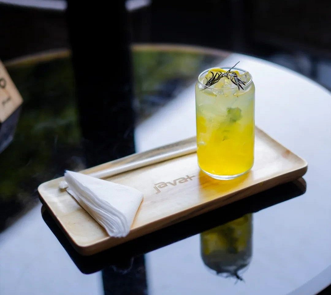 Situated in the Courtyard by Mariott hotel, Java+ is open 24 hours a day, seven days a week