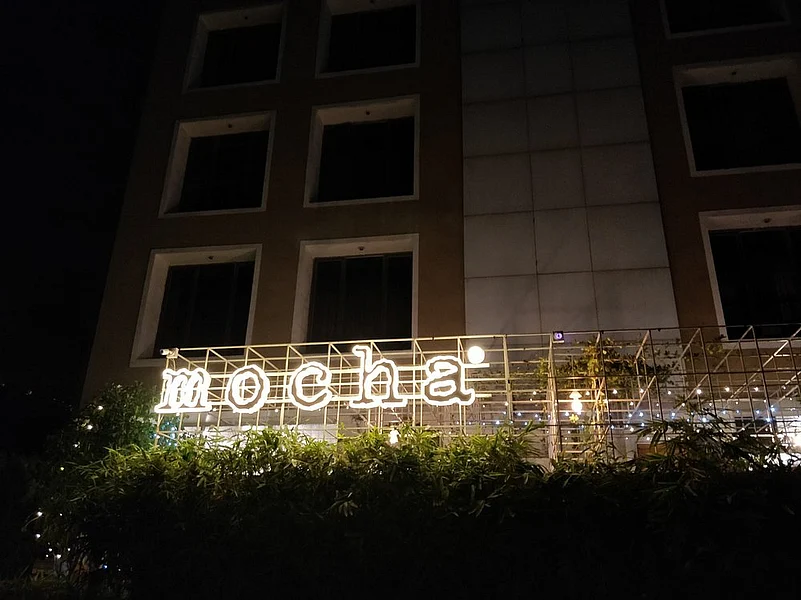 Café Mocha is open till 12:30AM every day and provides a vibrant setting for visitors to relax in