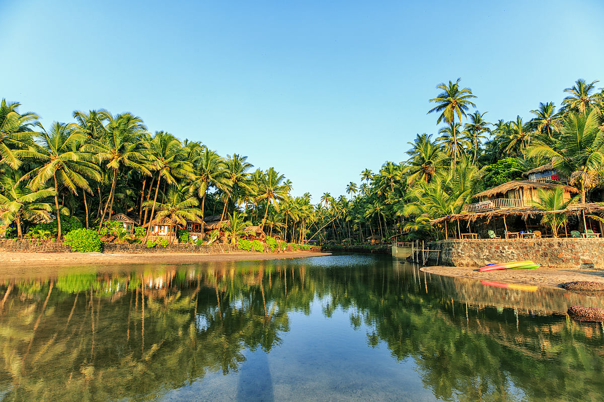 The lagoon of Cola Beach