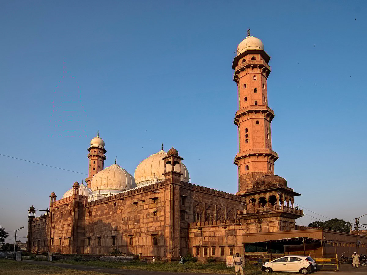 Taj-ul-Masjid, one of the largest mosques in India