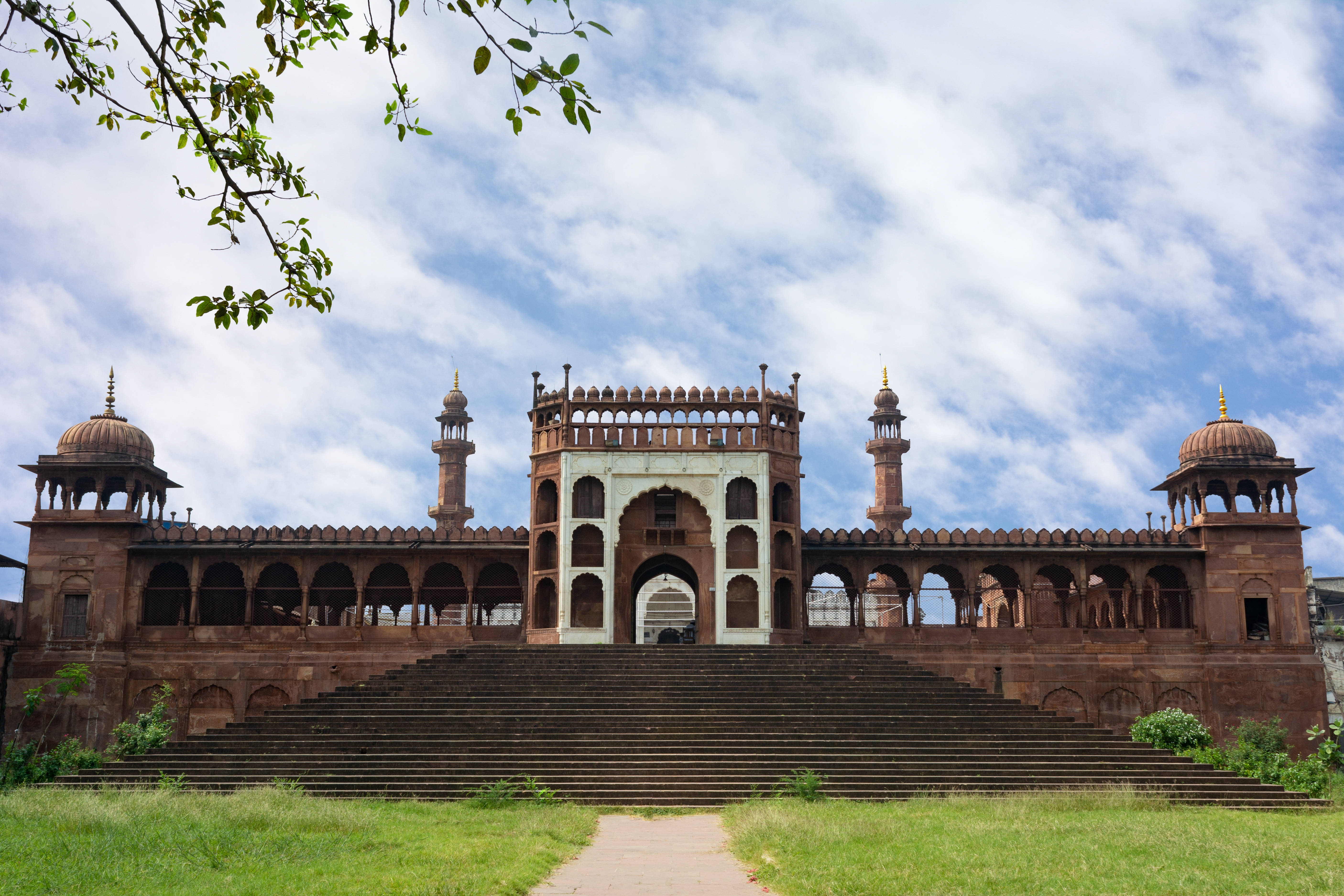 Moti Masjid in Bhopal, Madhya Pradesh, was constructed by Sikander Begum in 1860 - Shutterstock