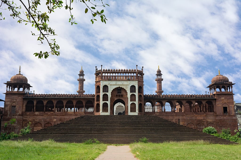 The Begums Of Bhopal: A Tale Of Royal Women And Their City