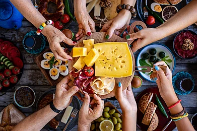 Shutterstock : Must-Try Dishes In Switzerland