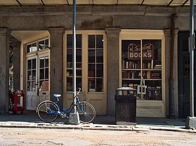 Scott Colesby/Shutterstock : The storefront of Dauphine Street Books in New Orleans