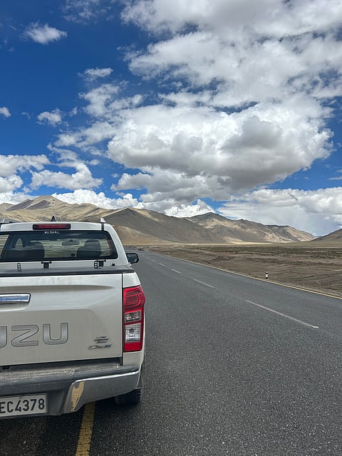 The weather was pleasant the entire way to Kiang Chu Thang, also known as Moray Plains