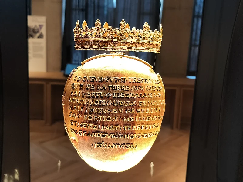 The cardiotaph of Anne of Brittany, a box which contained the heart of a former Queen of France