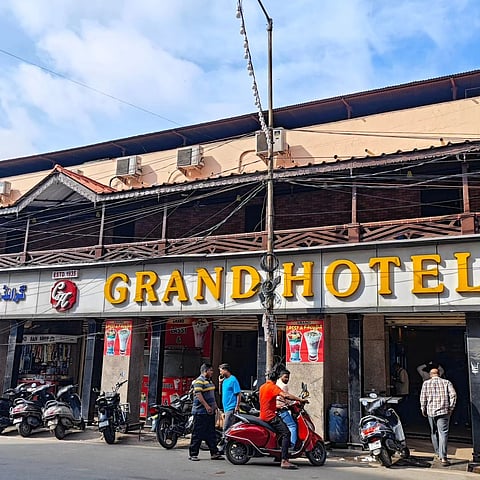 Started in 1935, it is the oldest running Irani cafe and restaurant in Hyderabad