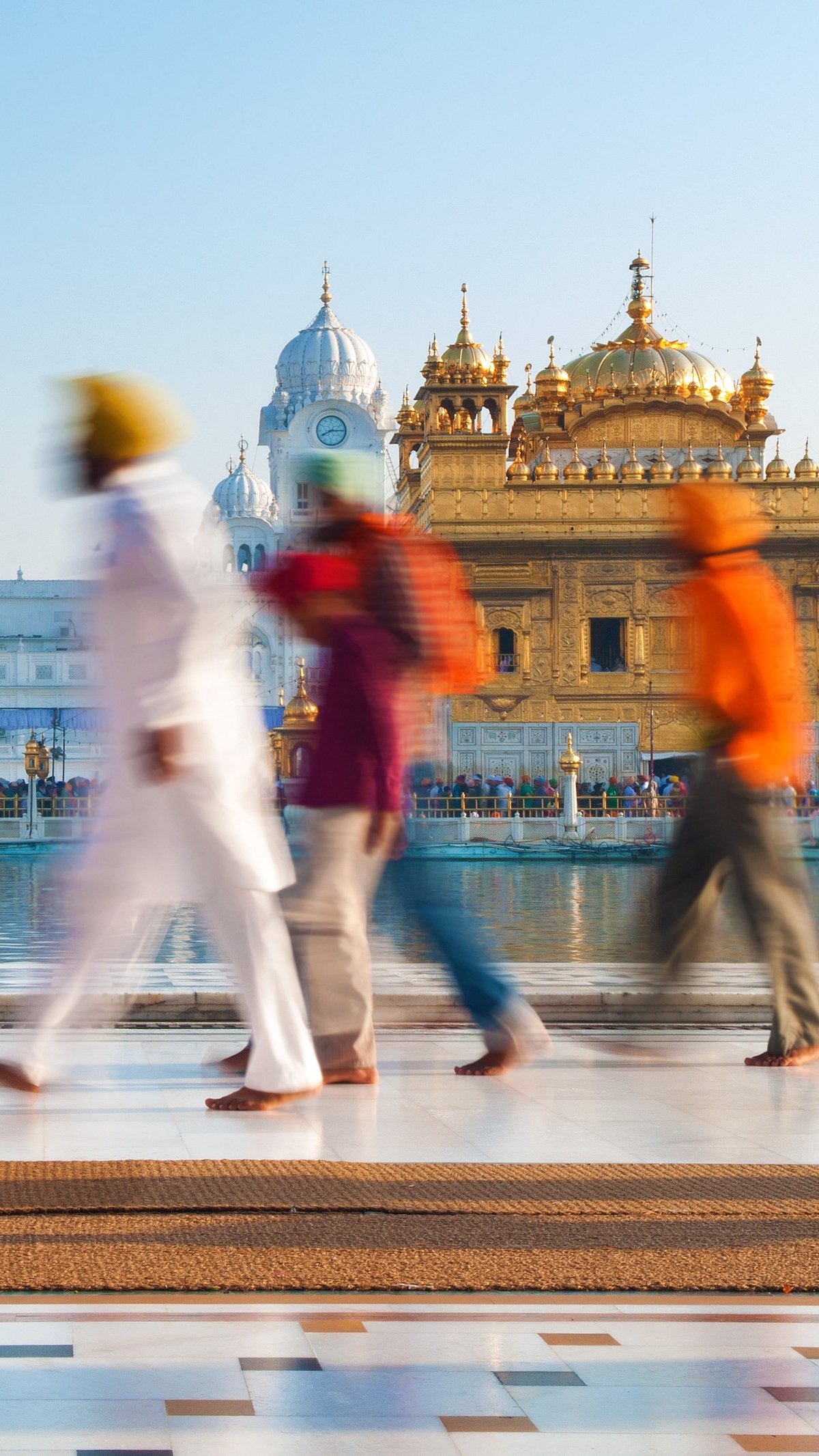 Shutterstock.com : Golden Temple in Amritsar