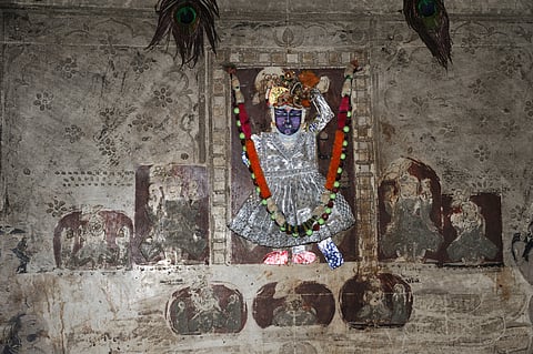 The Shrinathji Temple is more than 300 years old and houses one of the most precious idols of Lord Krishna