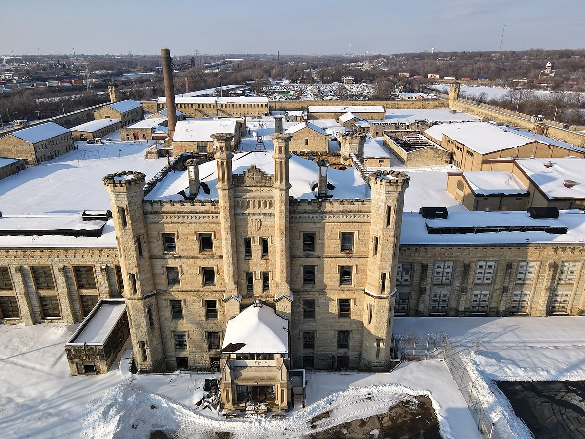Old Joliet Prison