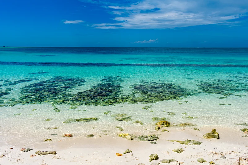 The shallow waters of the North Malé Atoll