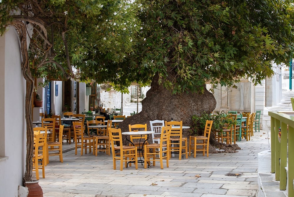 A cafe at Pyrgos village
