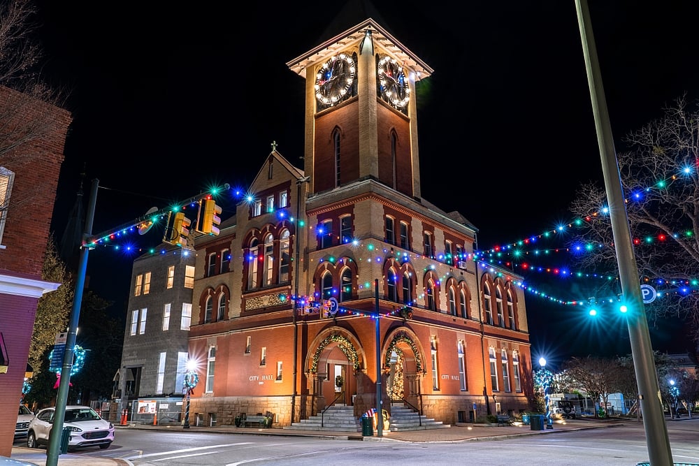 The City Hall building illuminated with Christmas lights
