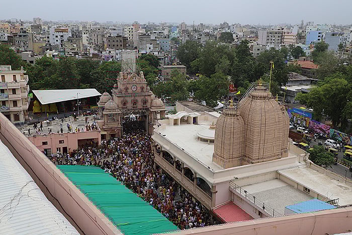 jagannathjiahd.org/Website : The Jagannath Temple in Ahmedabad is famous for its annual chariot festival, the Rath Yatra