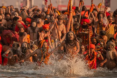 Shutterstock.com : The Mahakumbh is expected to draw over 450 million people over 45 days