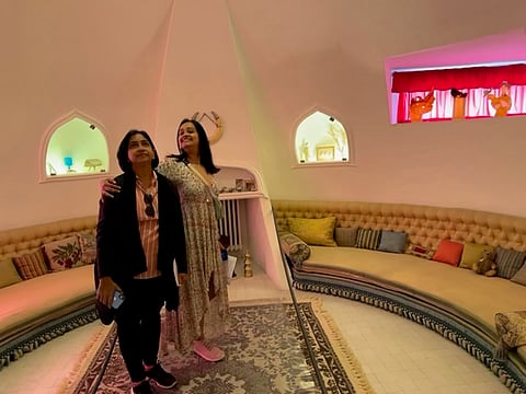 Conch shaped room for Gala