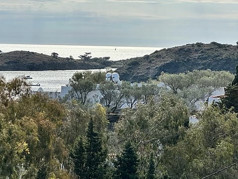 Gala & Dali Panorama