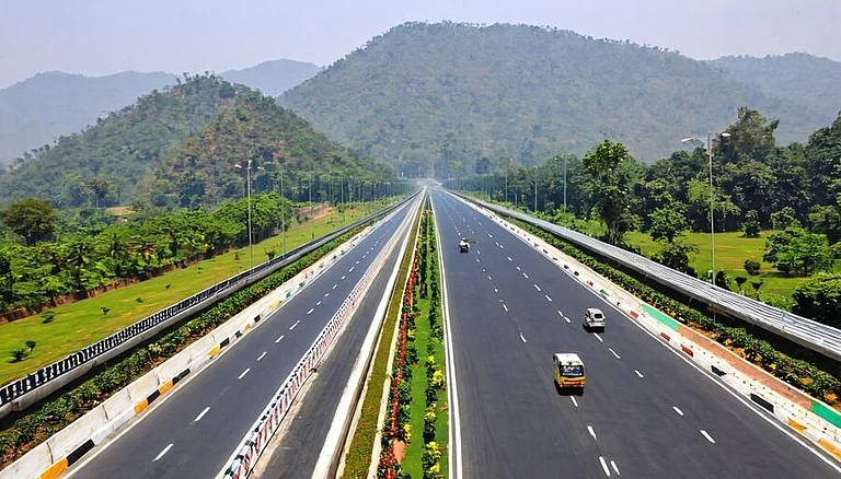 The new expressway stretches over 210 kilometres and will cut down travel time to 2.5 hours (pic for representation only) - Shutterstock